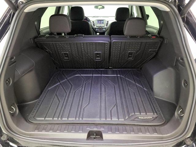 Photo of 2022 Black Chevrolet Equinox
