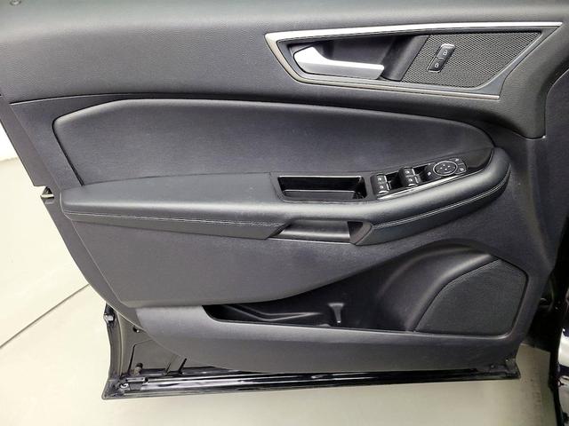 Photo of 2020 Black Ford Edge
