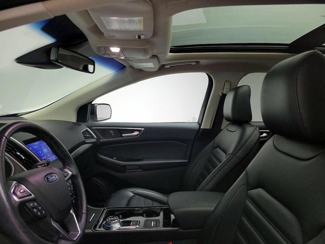 Photo of 2020 Black Ford Edge