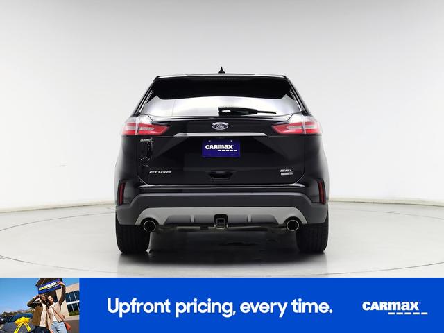 Photo of 2020 Black Ford Edge