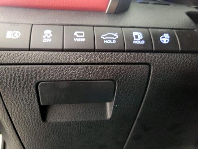 Photo of 2024 White Toyota Camry