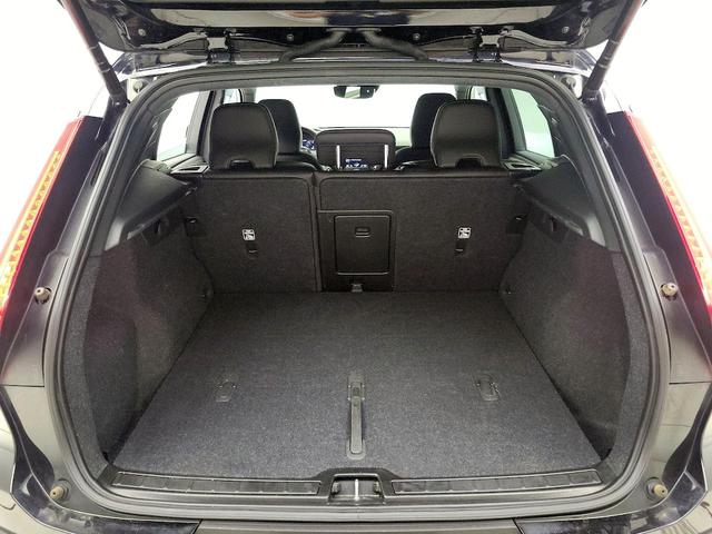 Photo of 2021 Black Volvo XC40
