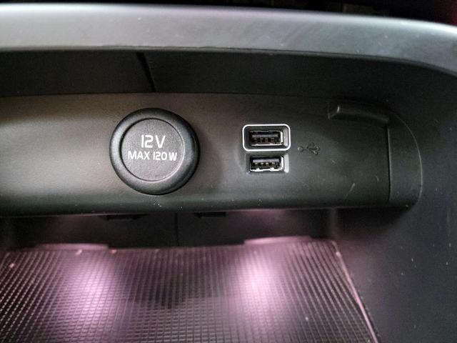 Photo of 2021 Black Volvo XC40
