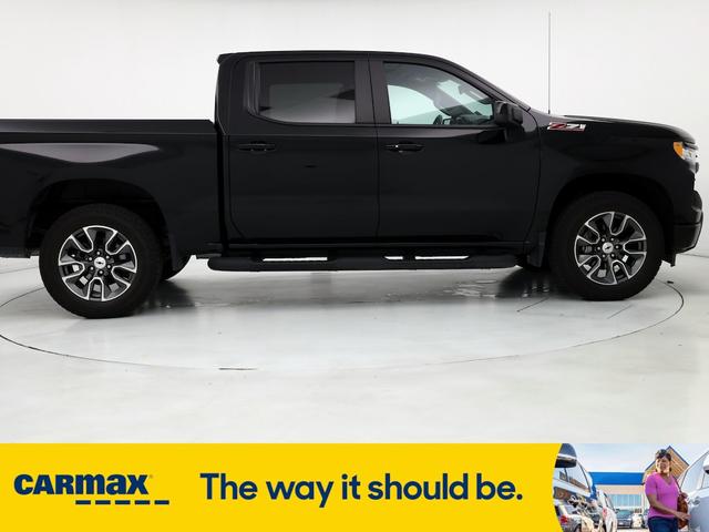 Photo of 2023 Black Chevrolet Silverado 1500