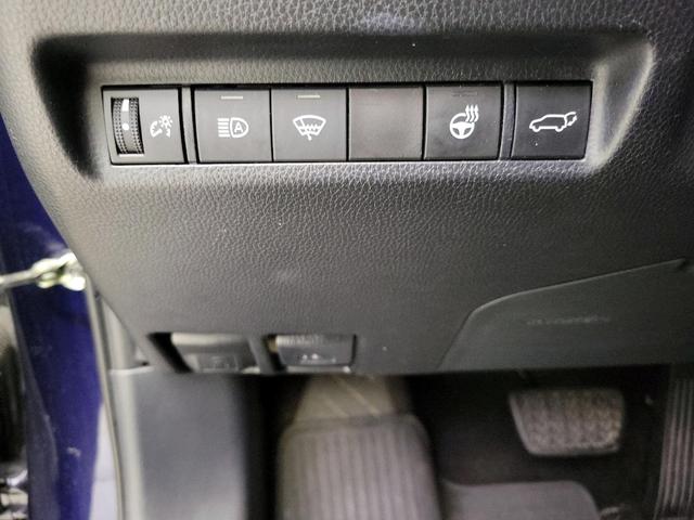 Photo of 2019 Blue Toyota RAV4