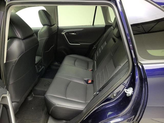 Photo of 2019 Blue Toyota RAV4