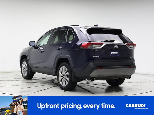 Photo of 2019 Blue Toyota RAV4
