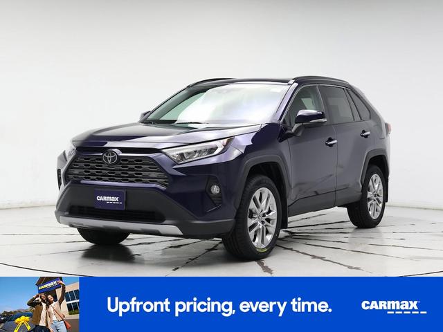Photo of 2019 Blue Toyota RAV4