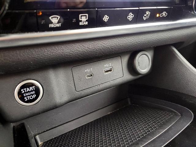 Photo of 2023 Black Nissan Rogue