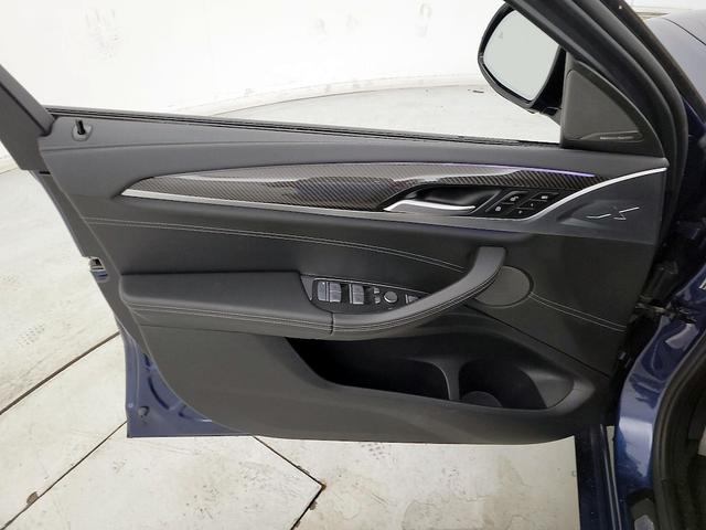 Photo of 2021 Blue BMW X4