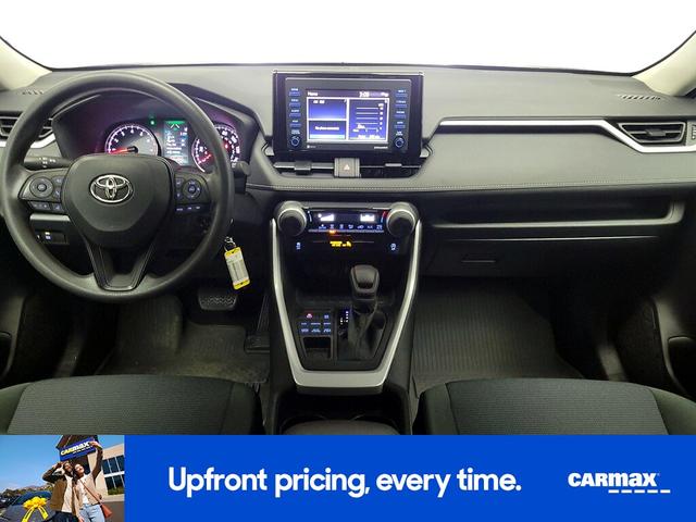 Photo of 2021 Gray Toyota RAV4