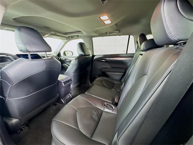 Photo of 2023 Pear Toyota Highlander