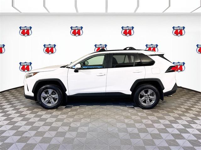 Photo of 2022 White Toyota RAV4