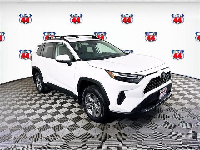 Photo of 2022 White Toyota RAV4