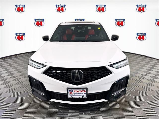 Photo of 2025 Platinum White Pearl Acura MDX