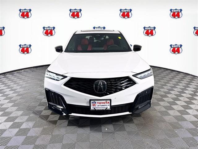 Photo of 2025 Platinum White Pearl Acura MDX