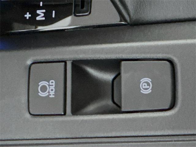 Photo of 2026 Wind Chill Pearl Toyota Corolla Cross