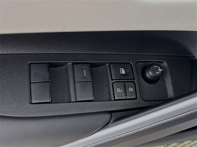 Photo of 2026 Wind Chill Pearl Toyota Corolla Cross