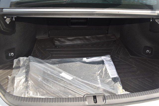 Photo of 2022 Iridium Lexus ES 250