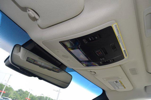 Photo of 2022 Iridium Lexus ES 250