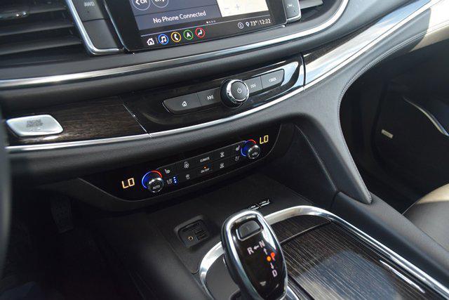 Photo of 2021 White Frost Tricoat Buick Enclave