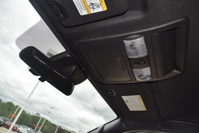 Photo of 2023 Boulder Gray Pearl Nissan Frontier