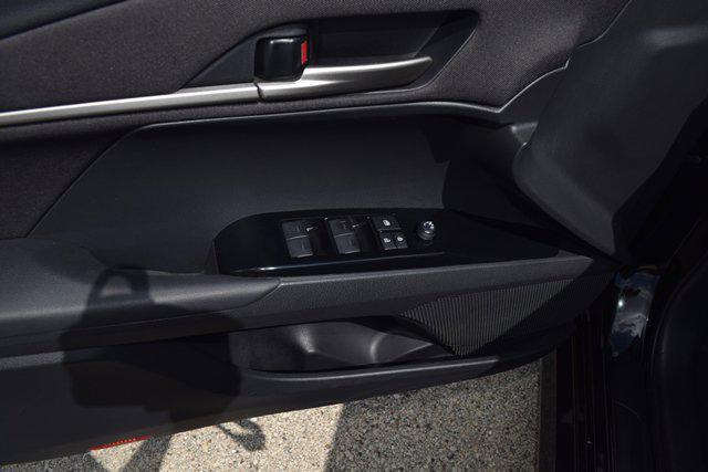 Photo of 2025 Midnight Black Metallic Toyota Camry