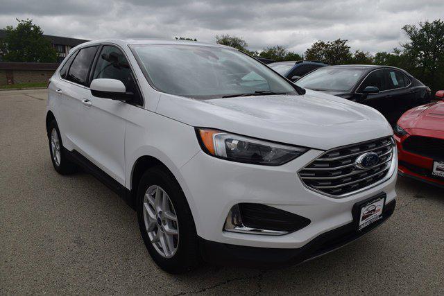 Photo of 2022 Oxford White Ford Edge