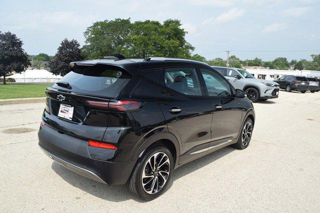 Photo of 2022 Mosaic Black Metallic Chevrolet Bolt EUV