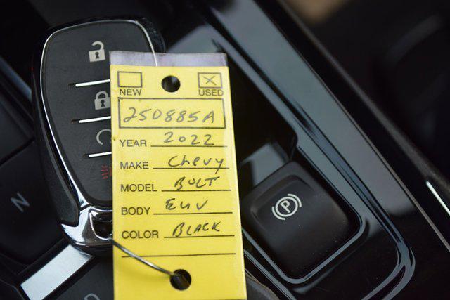Photo of 2022 Mosaic Black Metallic Chevrolet Bolt EUV