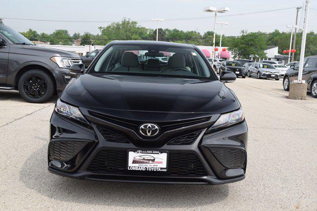 Photo of 2024 Midnight Black Metallic Toyota Camry