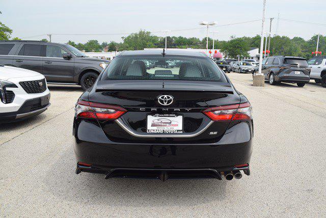 Photo of 2024 Midnight Black Metallic Toyota Camry