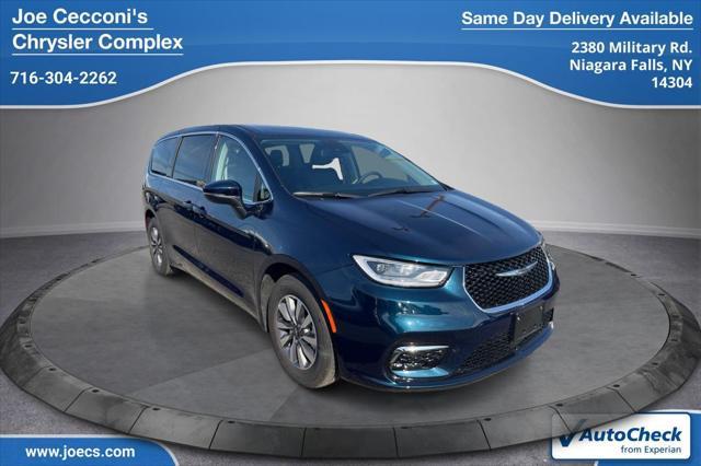 2023 Chrysler Pacifica Hybrid