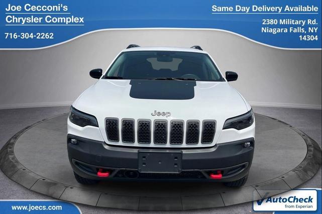 Photo of 2022 Bright White Clearcoat Jeep Cherokee