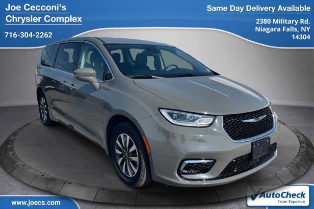2022 Chrysler Pacifica Hybrid