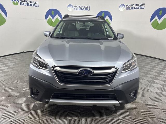 Photo of 2022 Ice Silver Metallic Subaru Outback