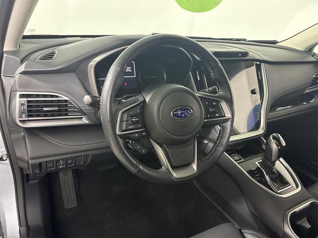 Photo of 2022 Ice Silver Metallic Subaru Outback