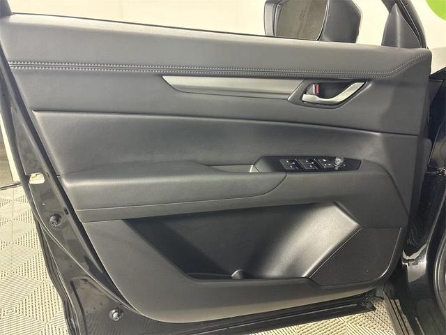Photo of 2024 Jet Black Mica Mazda CX-5