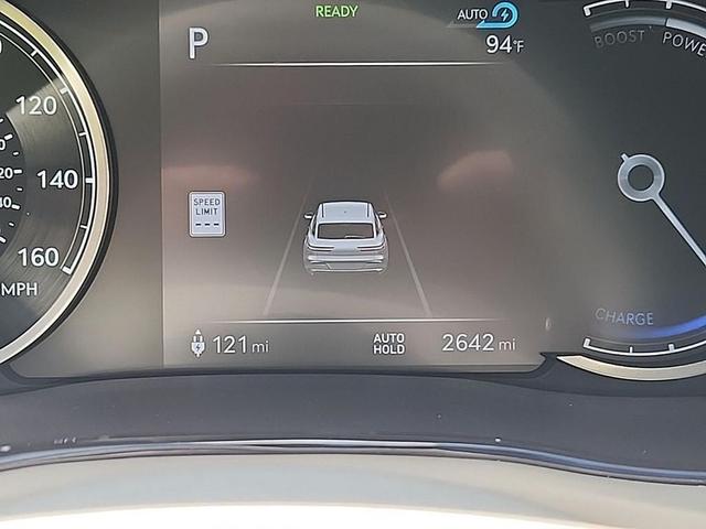 Photo of 2024 Uyuni White Genesis Electrified GV70