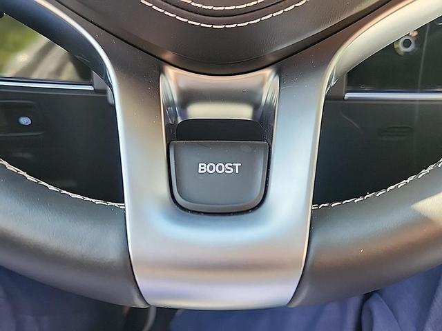 Photo of 2025 Savile Silver Genesis Electrified GV70