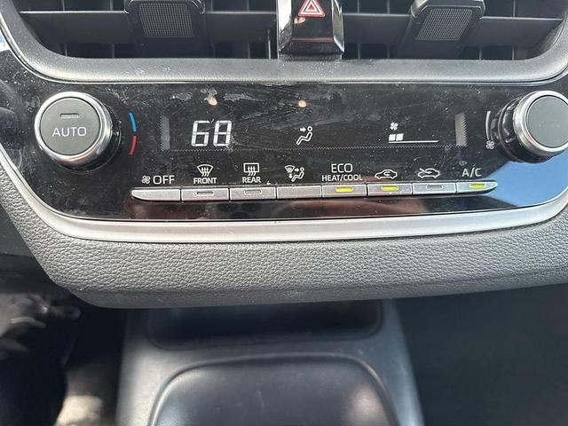 Photo of 2023 Midnight Black Metallic Toyota Corolla