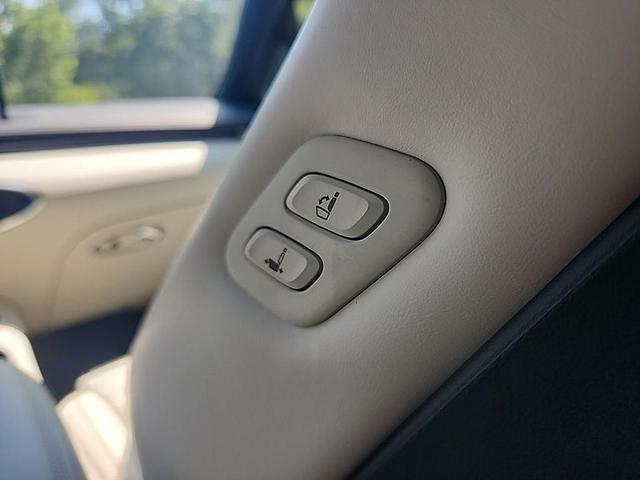 Photo of 2024 Makalu Gray Genesis Electrified GV70