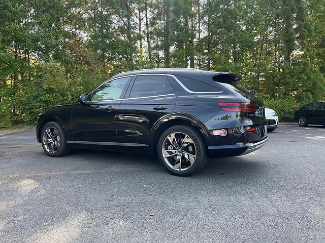 Photo of 2024 Vik Black Genesis Electrified GV70