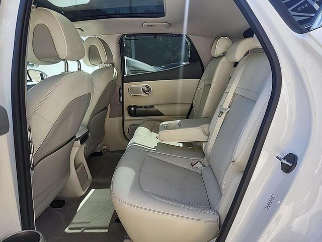 Photo of 2024 Uyuni White Genesis GV60