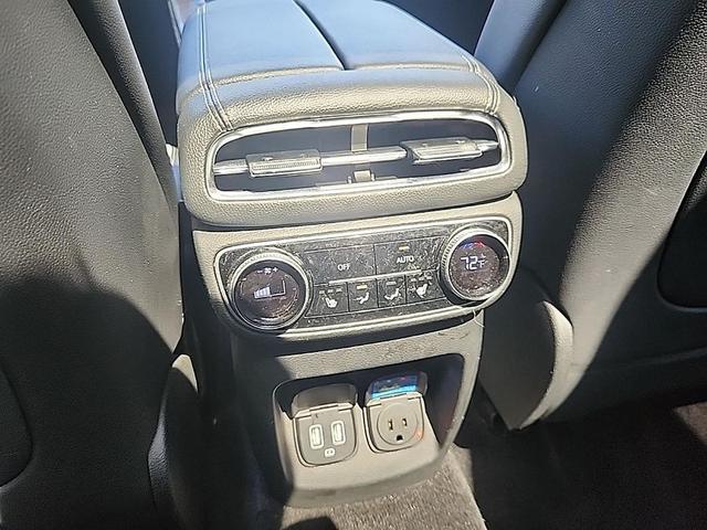 Photo of 2024 Vik Black Genesis GV80