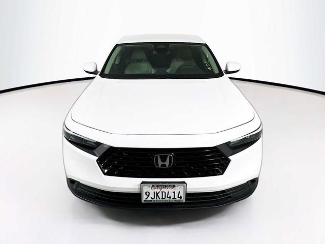 Photo of 2024 Platinum White Pearl Honda Accord