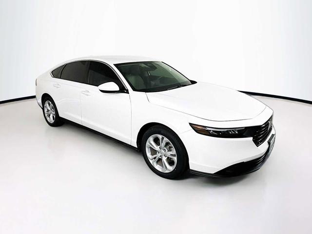 Photo of 2024 Platinum White Pearl Honda Accord