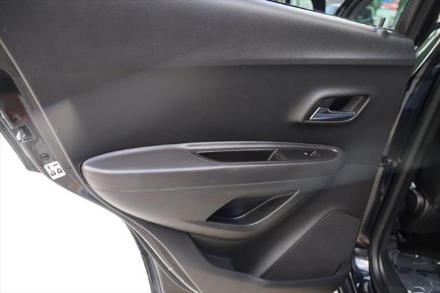 Photo of 2020 BLACK Chevrolet Trax