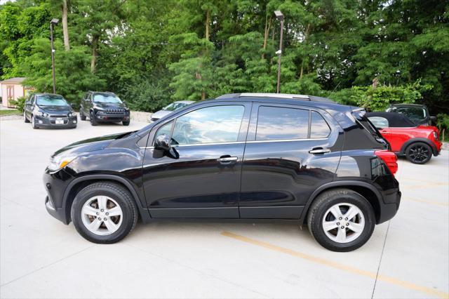 Photo of 2020 BLACK Chevrolet Trax