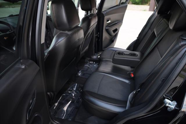 Photo of 2020 BLACK Chevrolet Trax